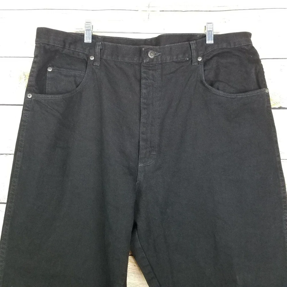 Wrangler‎ Jeans Mens Size 42 x 30 Black Denim Straight Leg 5 Pocket Ranch Work